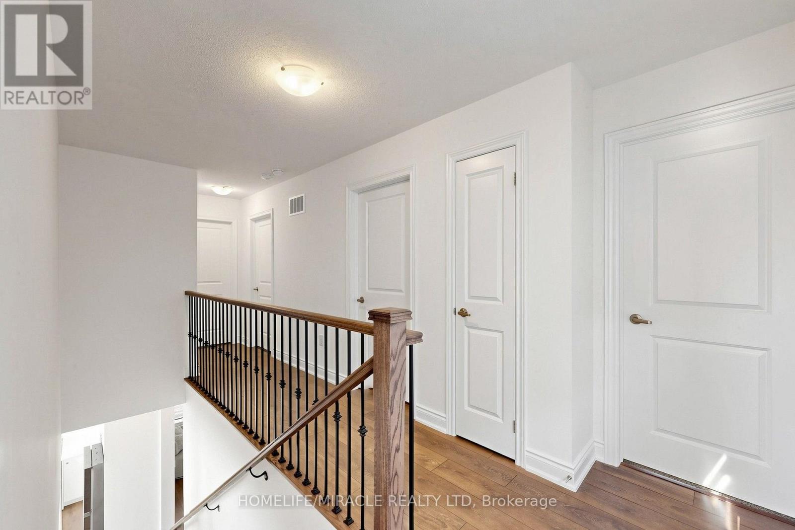 69 Season Crescent Property Photo 22