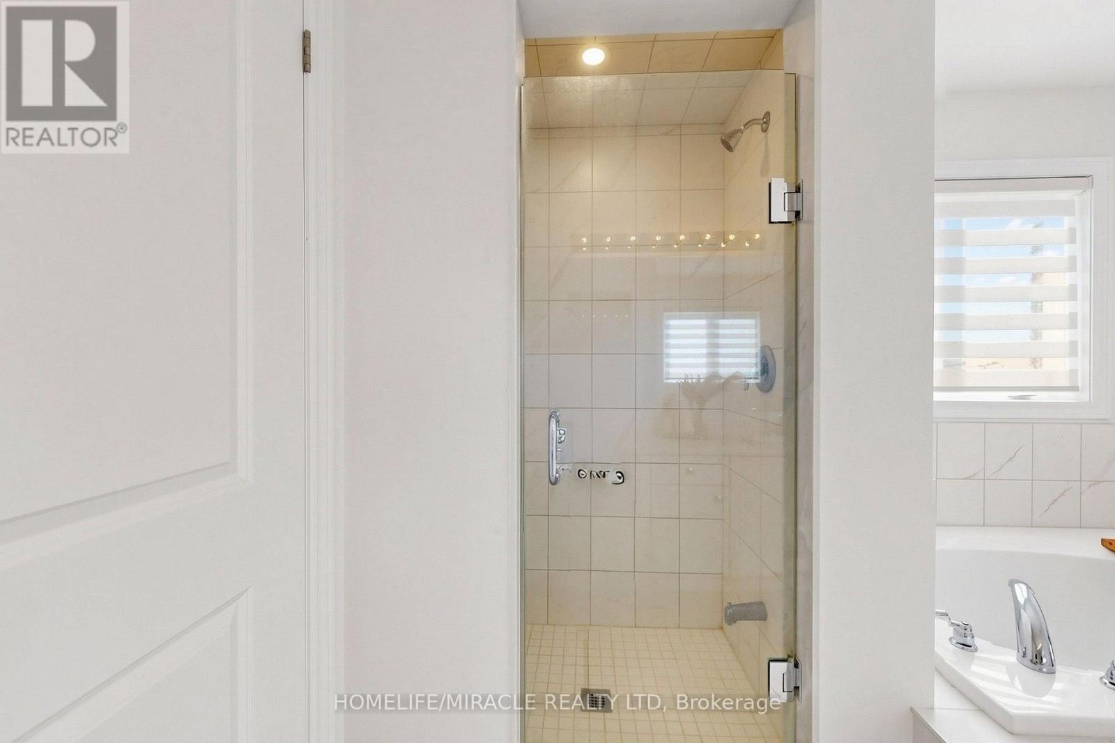 69 Season Crescent Property Photo 29