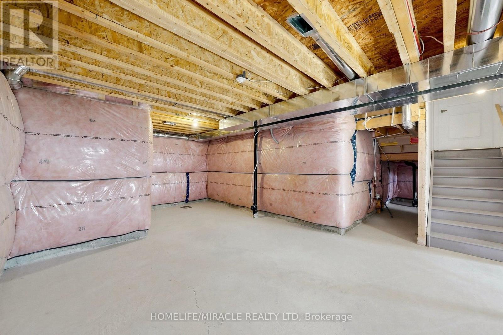 69 Season Crescent Property Photo 38