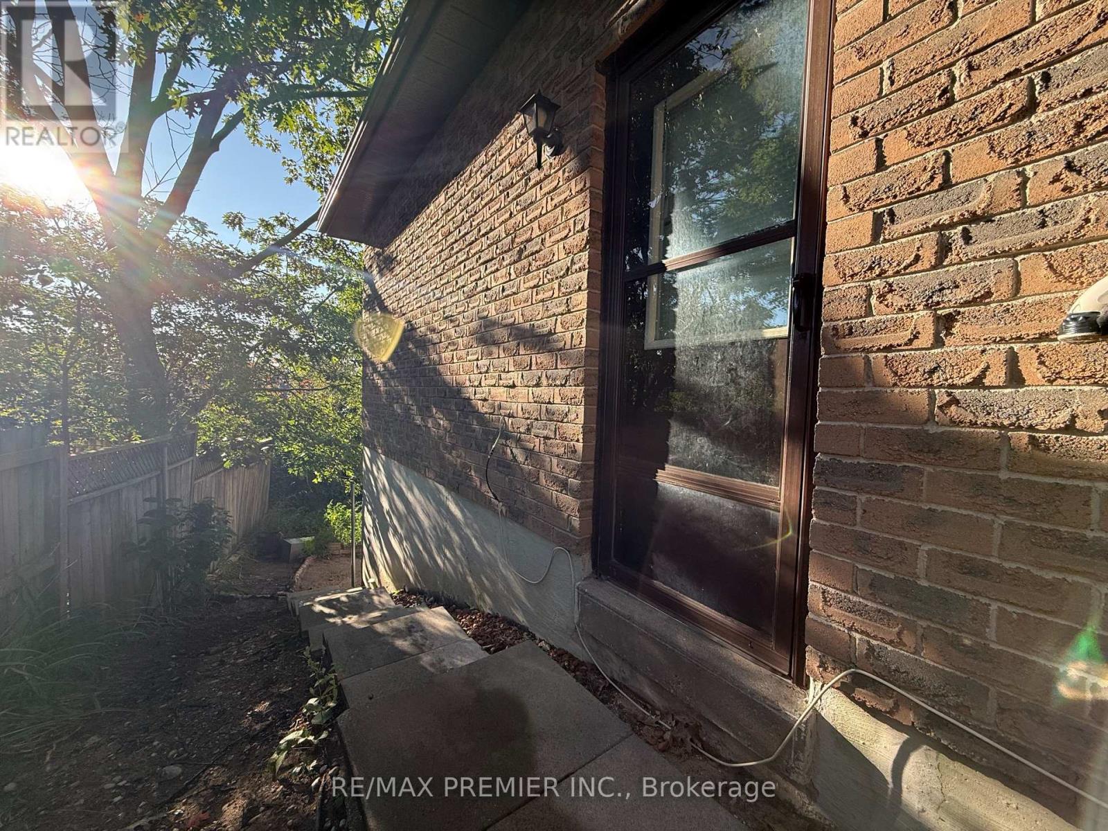 Bsmt - 77 Fox Run Property Photo 27
