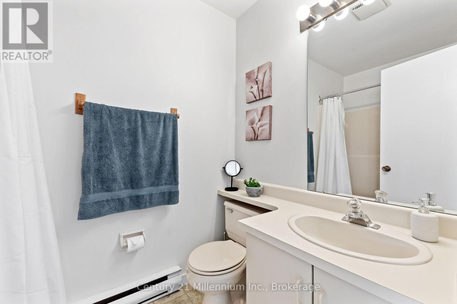 7 - 467 Oxbow Crescent Property Photo 20