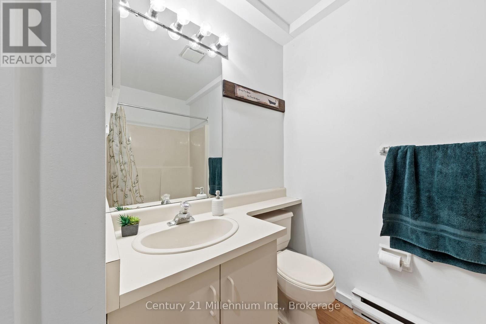 7 - 467 Oxbow Crescent Property Photo 24