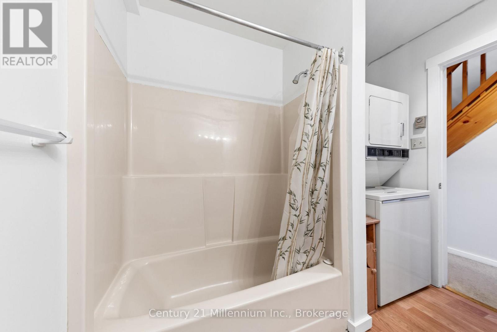 7 - 467 Oxbow Crescent Property Photo 26