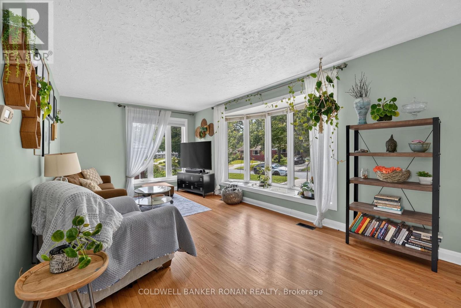 9 Vine Street Property Photo 11