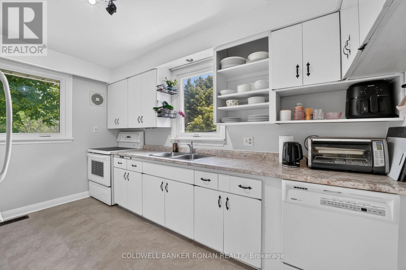 9 Vine Street Property Photo 19