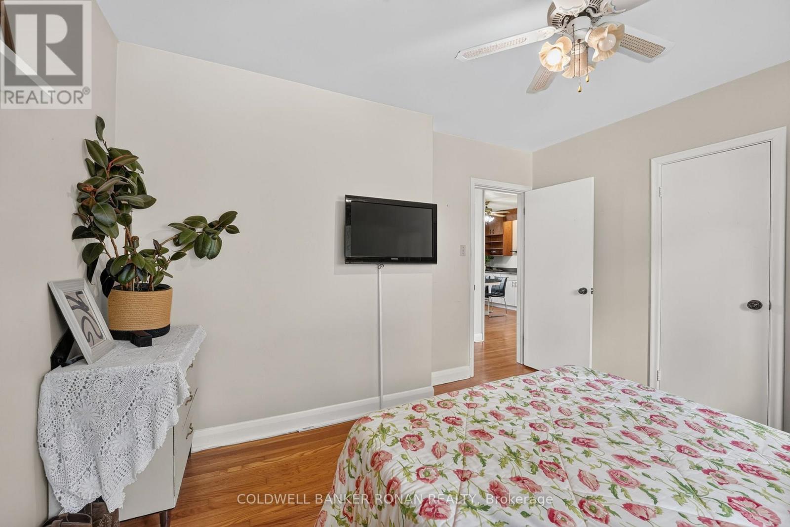 9 Vine Street Property Photo 26