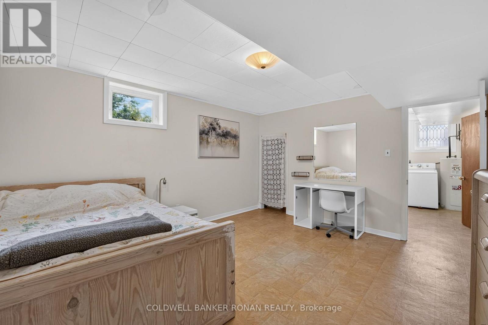 9 Vine Street Property Photo 33
