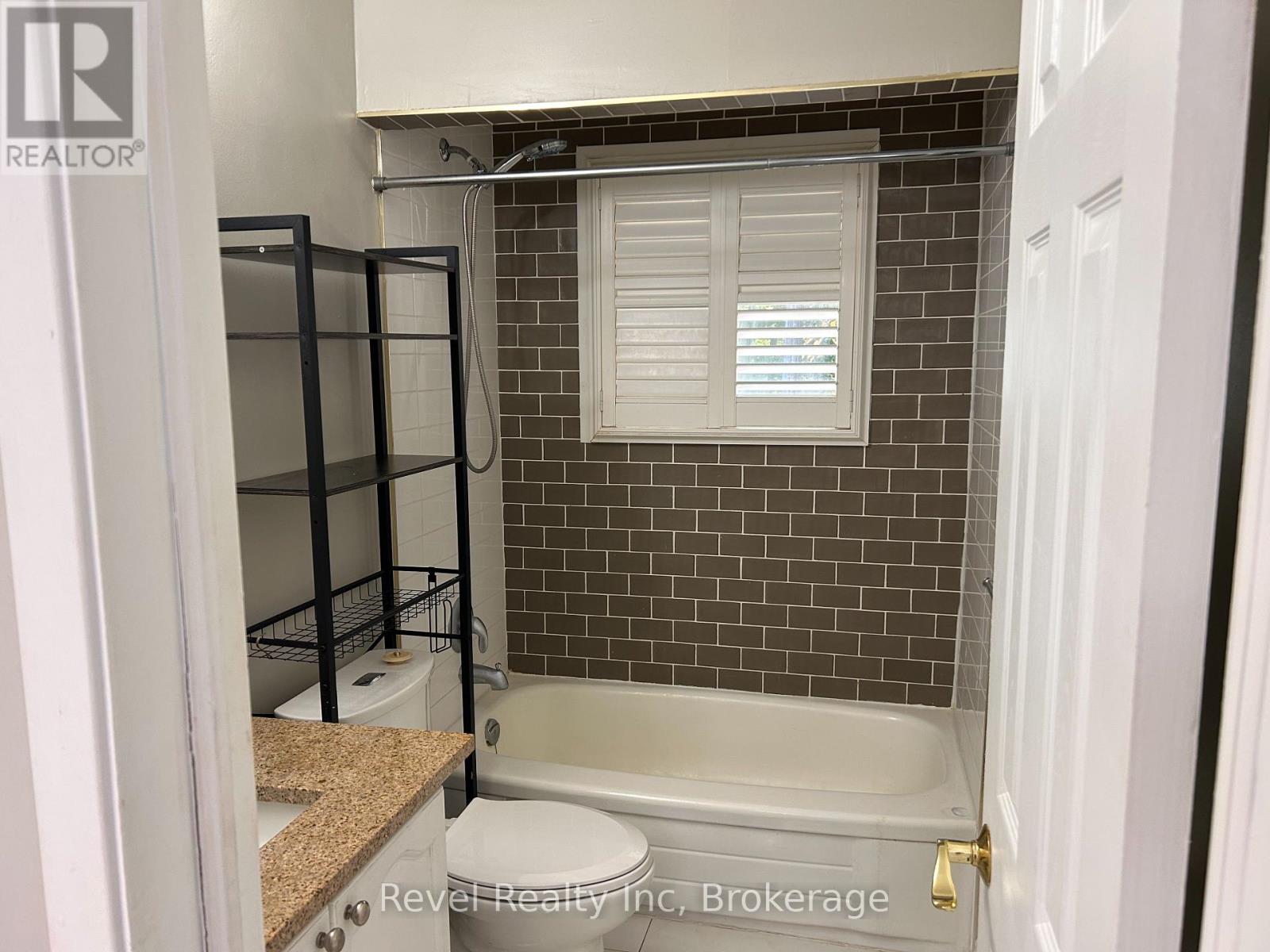 97 Forest Circle Property Photo 7