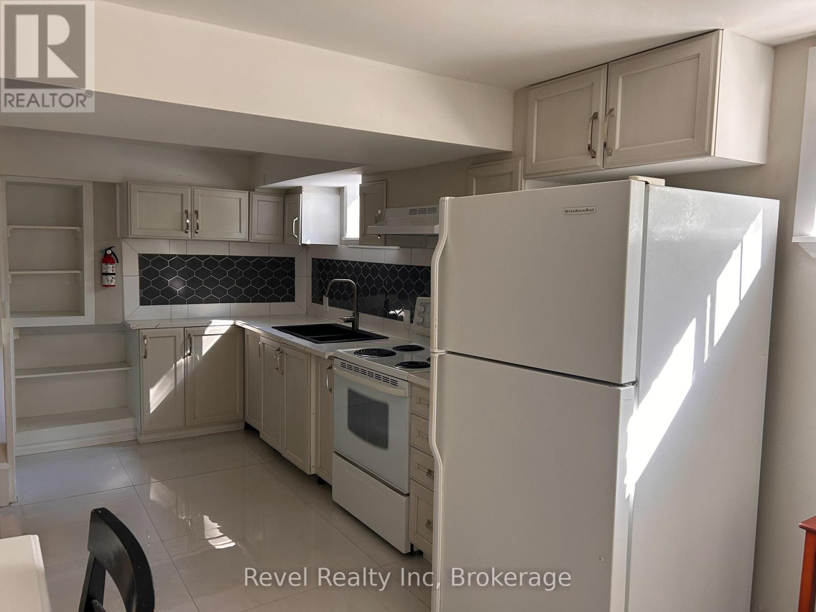 97 Forest Circle Property Photo 8