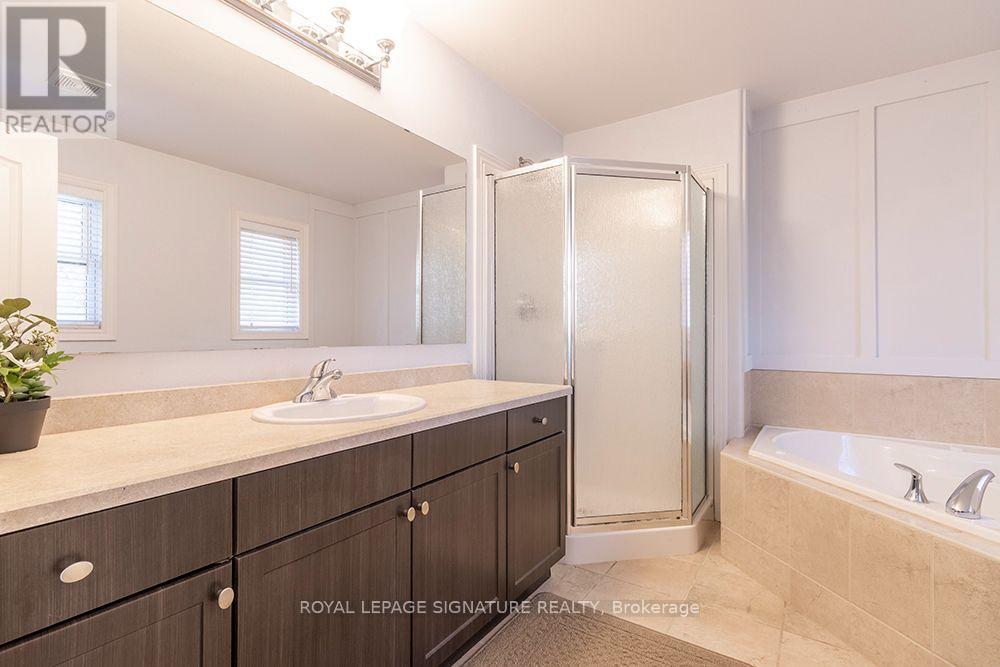 32 Davis Street Property Photo 20