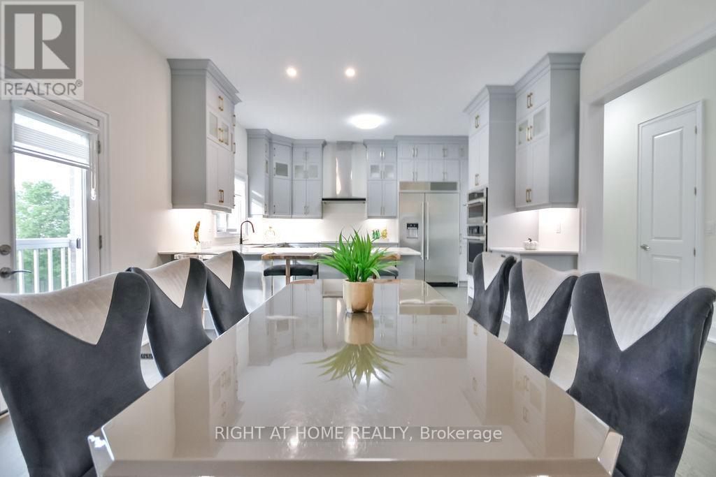 8 Forest Heights Court Property Photo 17