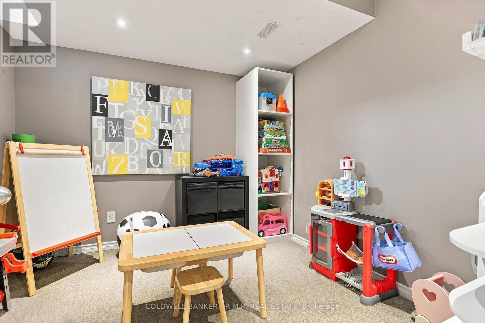 46 Honey Crescent Property Photo 32