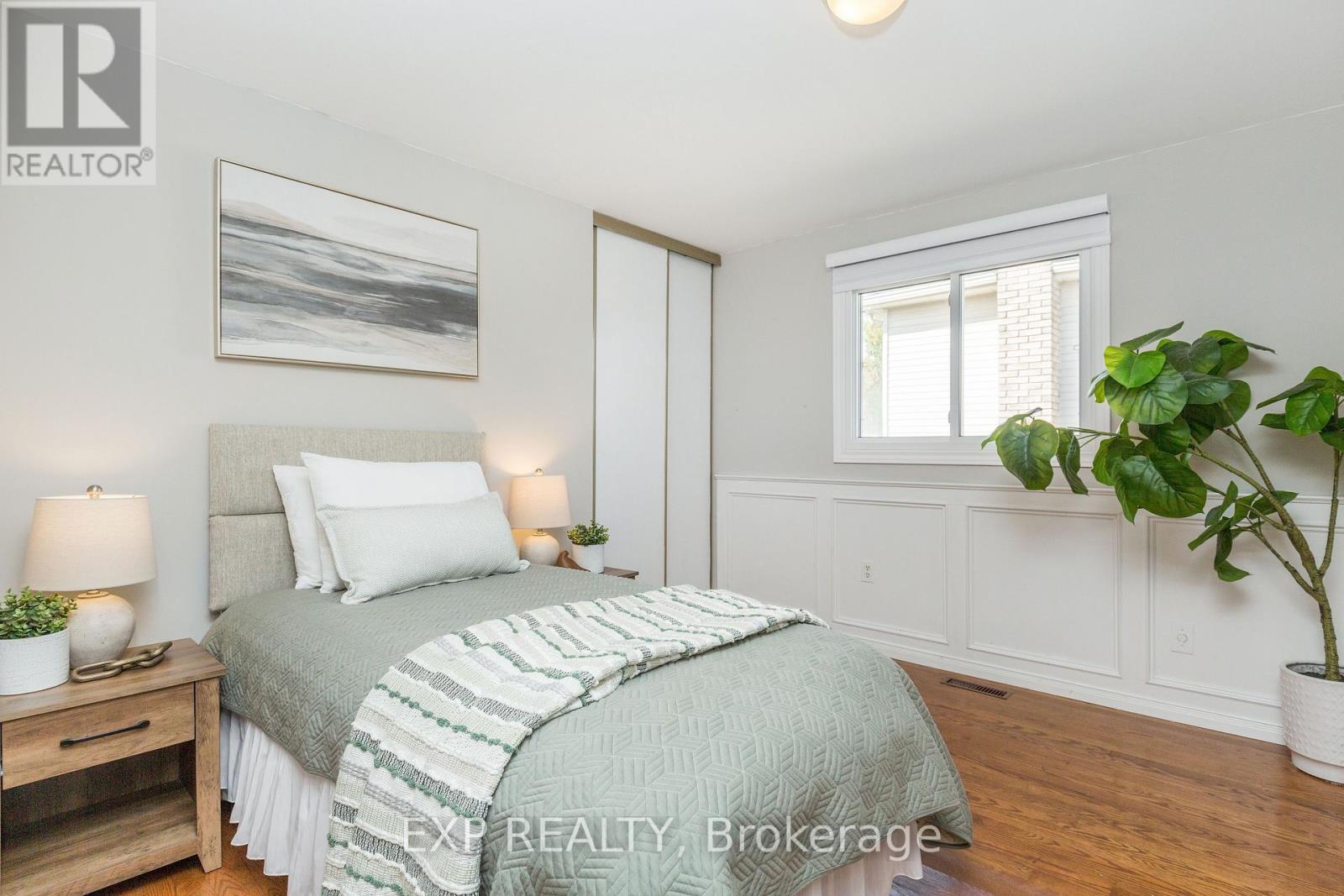 12 Craig Crescent Property Photo 10