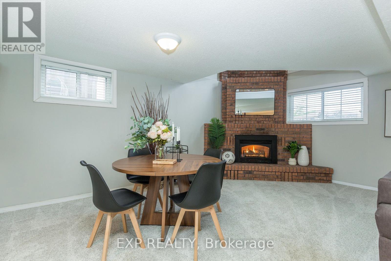 12 Craig Crescent Property Photo 20