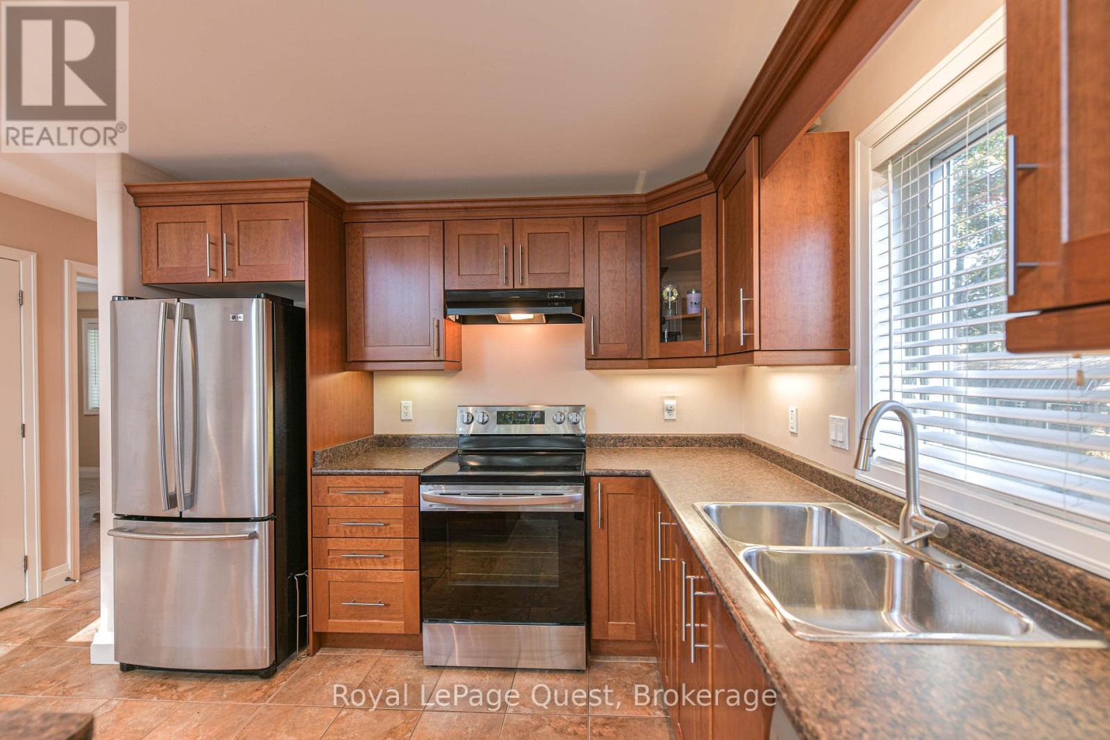 2956 Lakeside Drive Property Photo 13