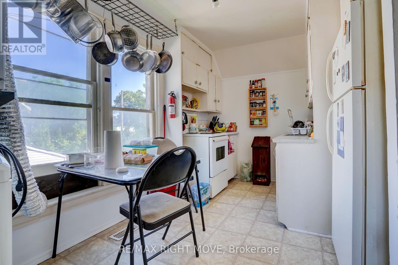 72 Dunedin Street Property Photo 10