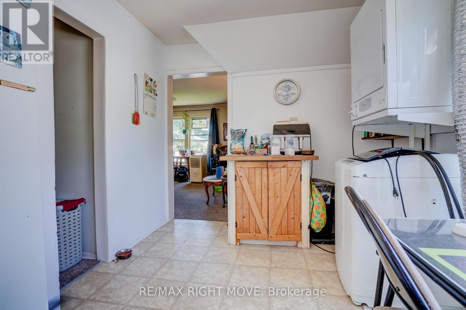 72 Dunedin Street Property Photo 11