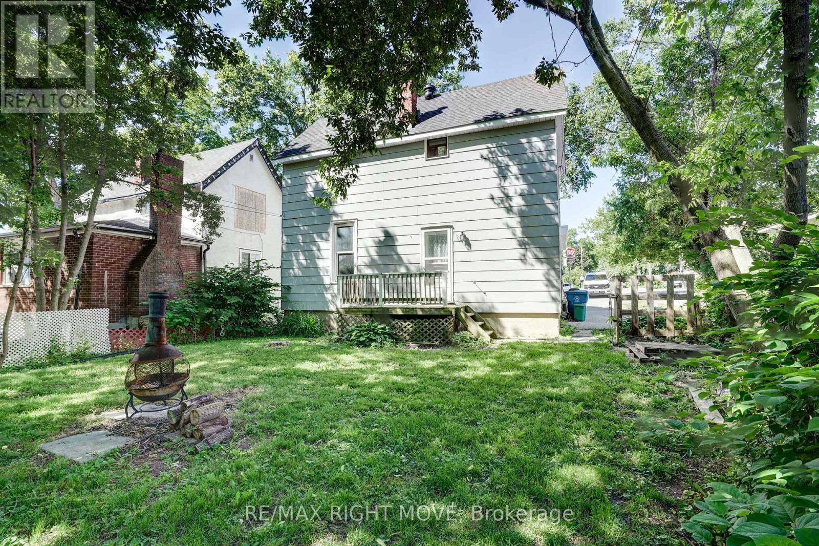 72 Dunedin Street Property Photo 14