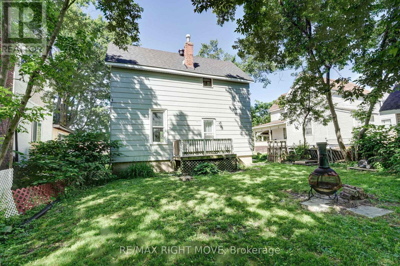 72 Dunedin Street Property Photo 15