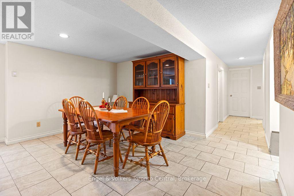 1420 Tiny Beaches Road N Property Photo 17