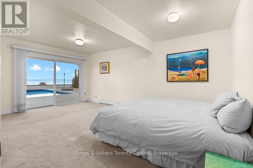 1420 Tiny Beaches Road N Property Photo 19