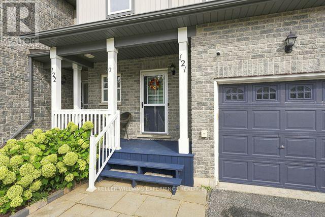121 - 800 West Ridge Boulevard Property Photo 2