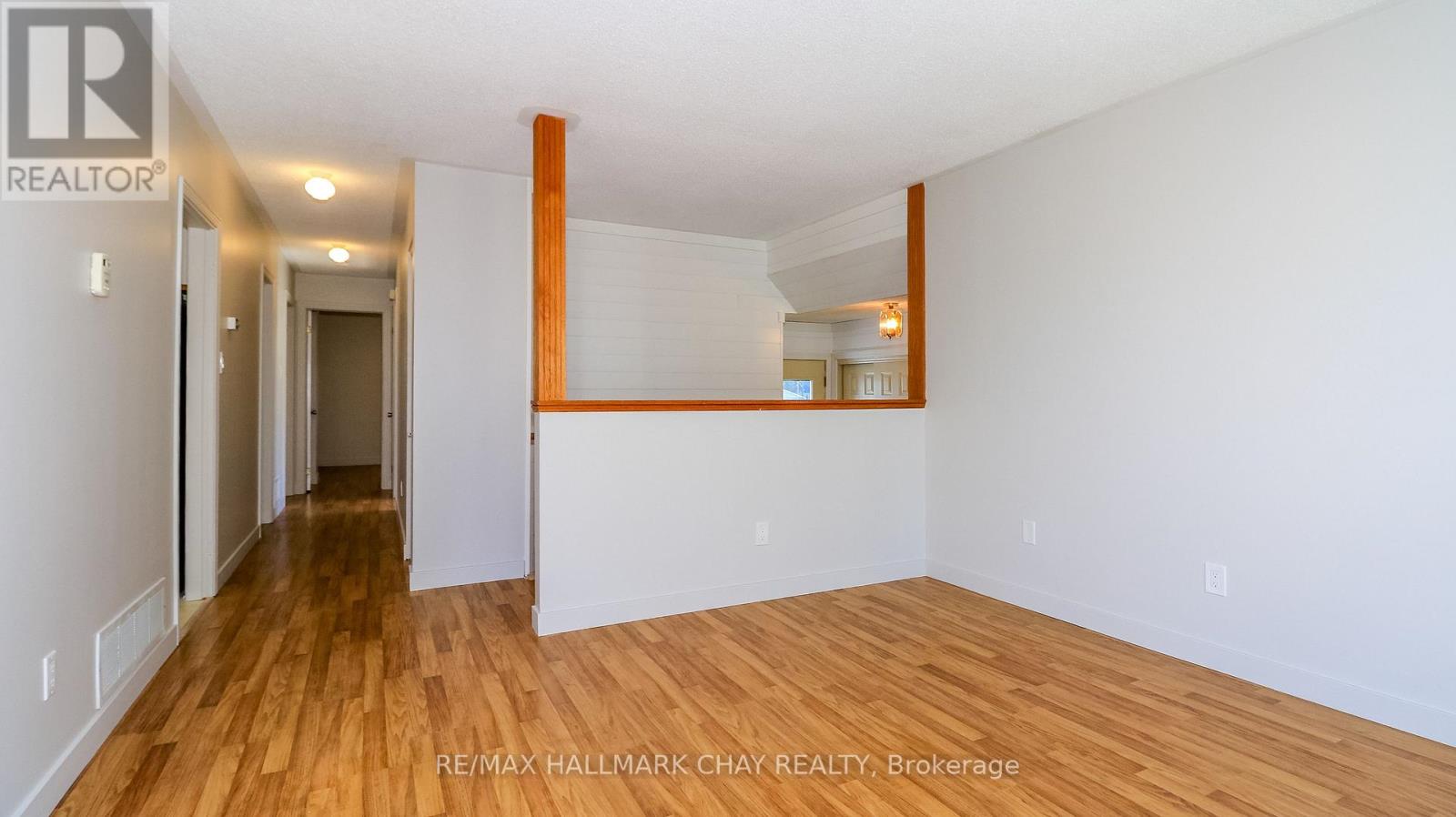 9 Bronte Crescent Property Photo 17