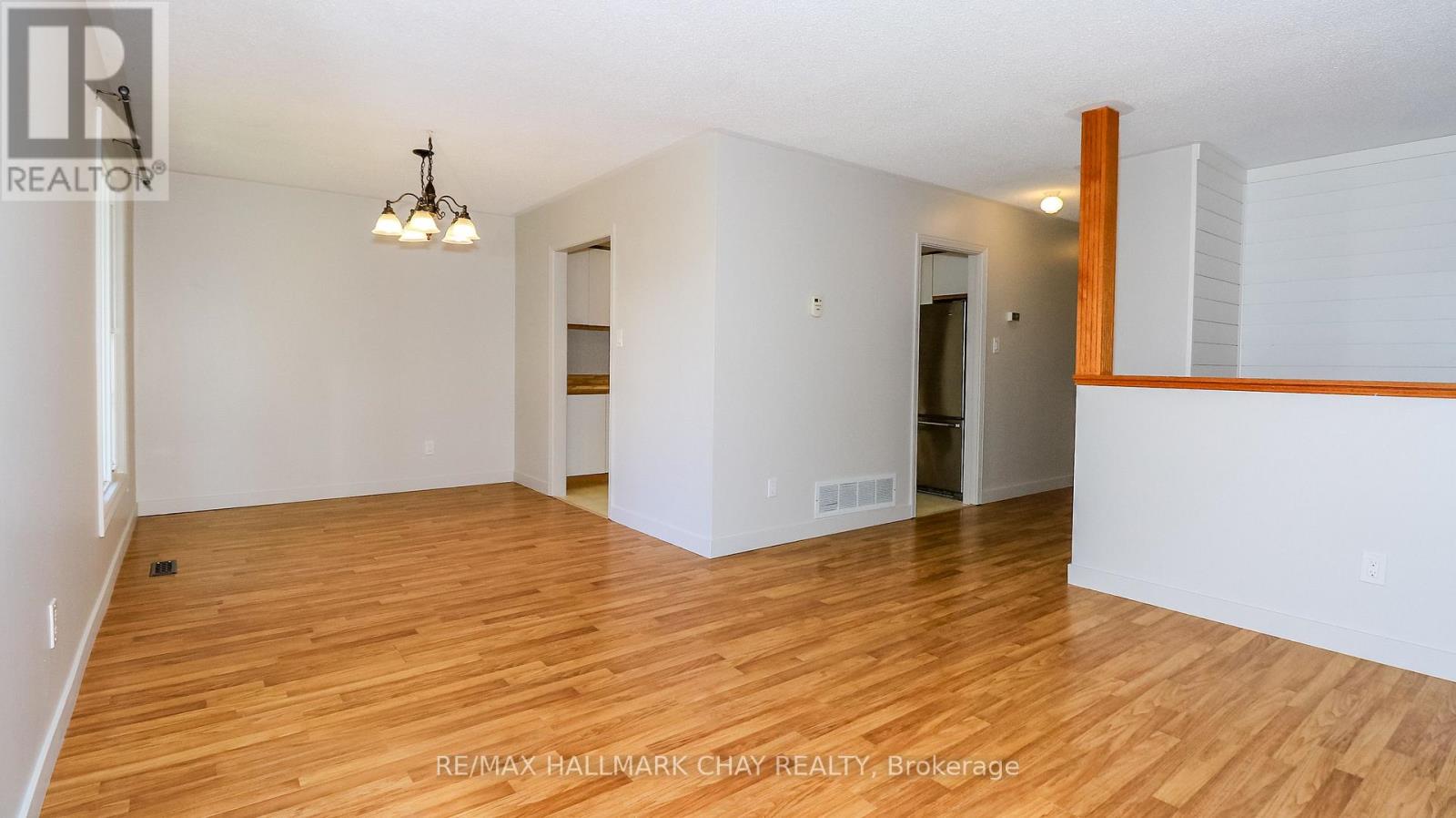 9 Bronte Crescent Property Photo 18