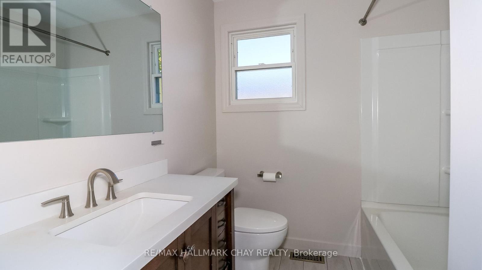 9 Bronte Crescent Property Photo 26