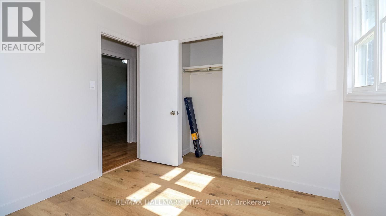 9 Bronte Crescent Property Photo 29