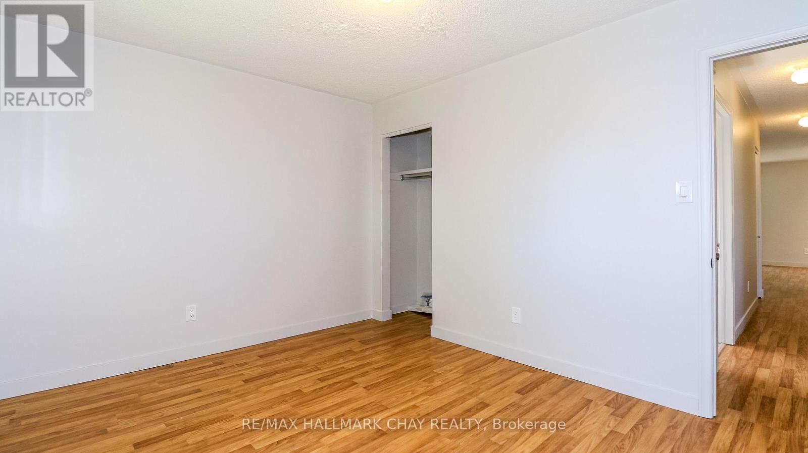 9 Bronte Crescent Property Photo 33