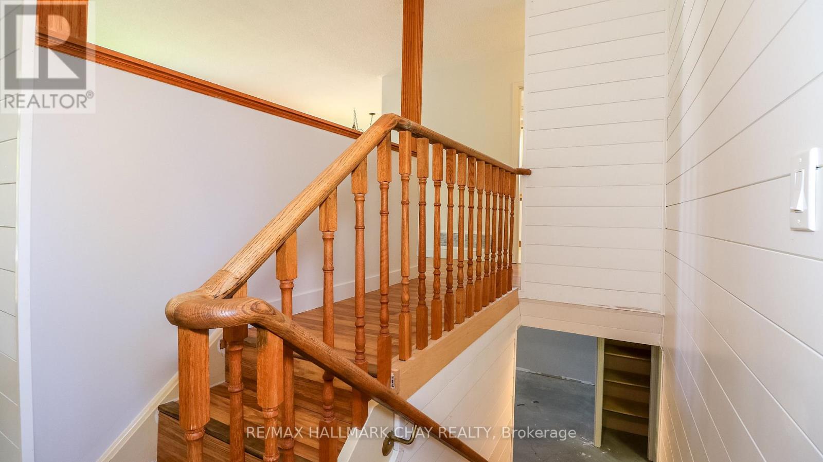 9 Bronte Crescent Property Photo 34
