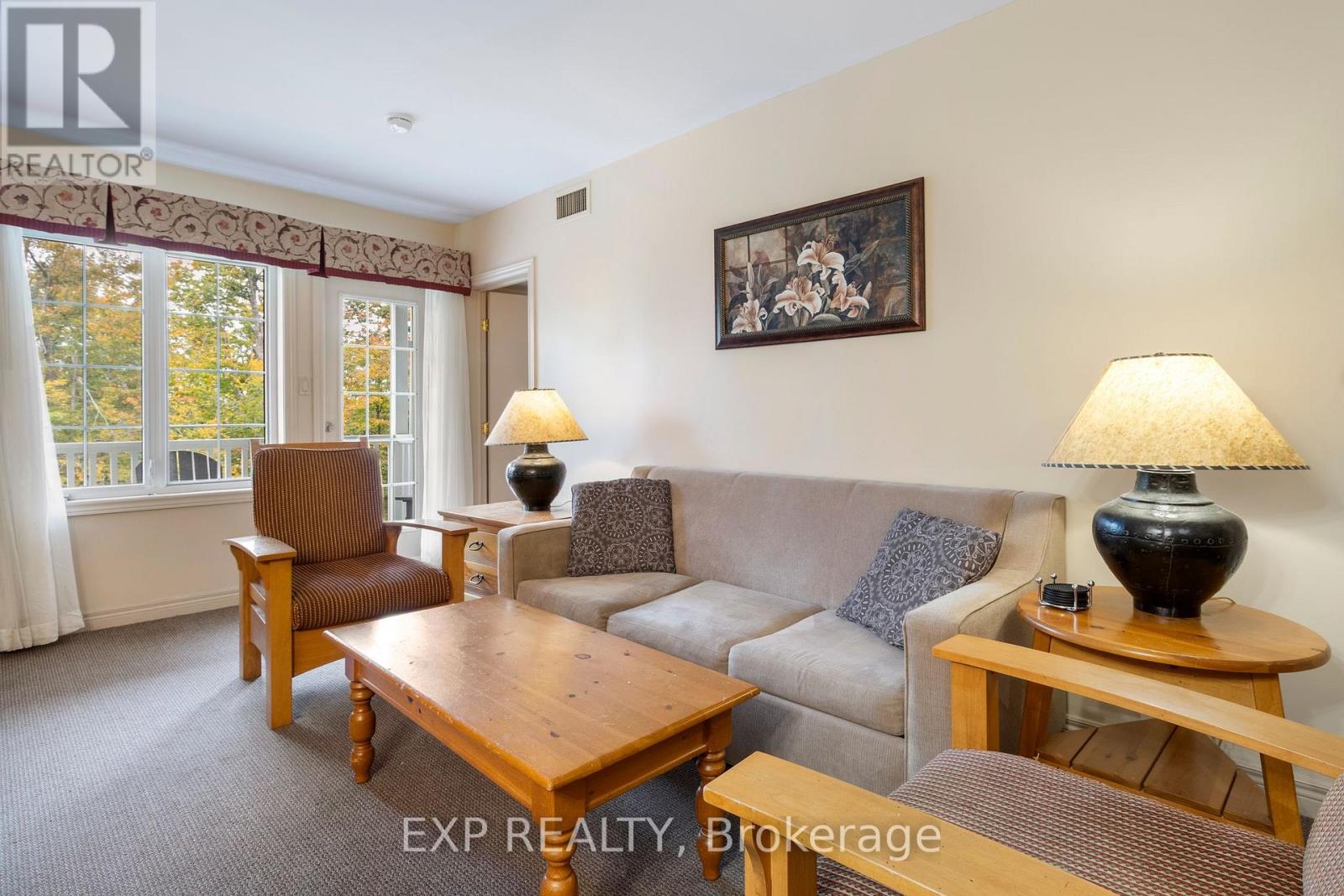2328/2329 - 90 Highland Drive Property Photo 11