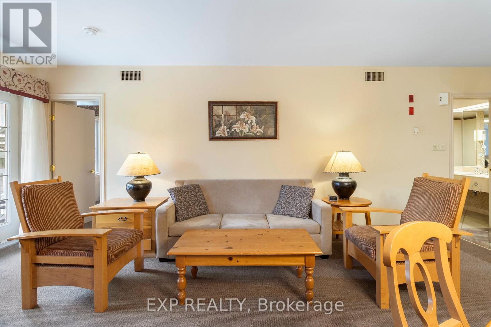 2328/2329 - 90 Highland Drive Property Photo 12