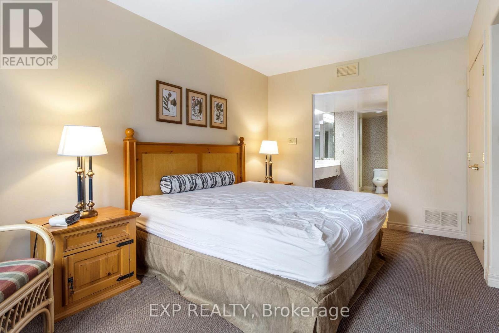 2328/2329 - 90 Highland Drive Property Photo 15