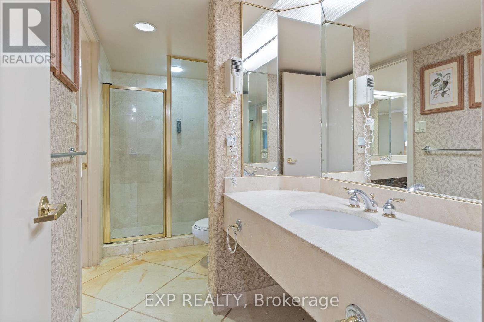 2328/2329 - 90 Highland Drive Property Photo 22