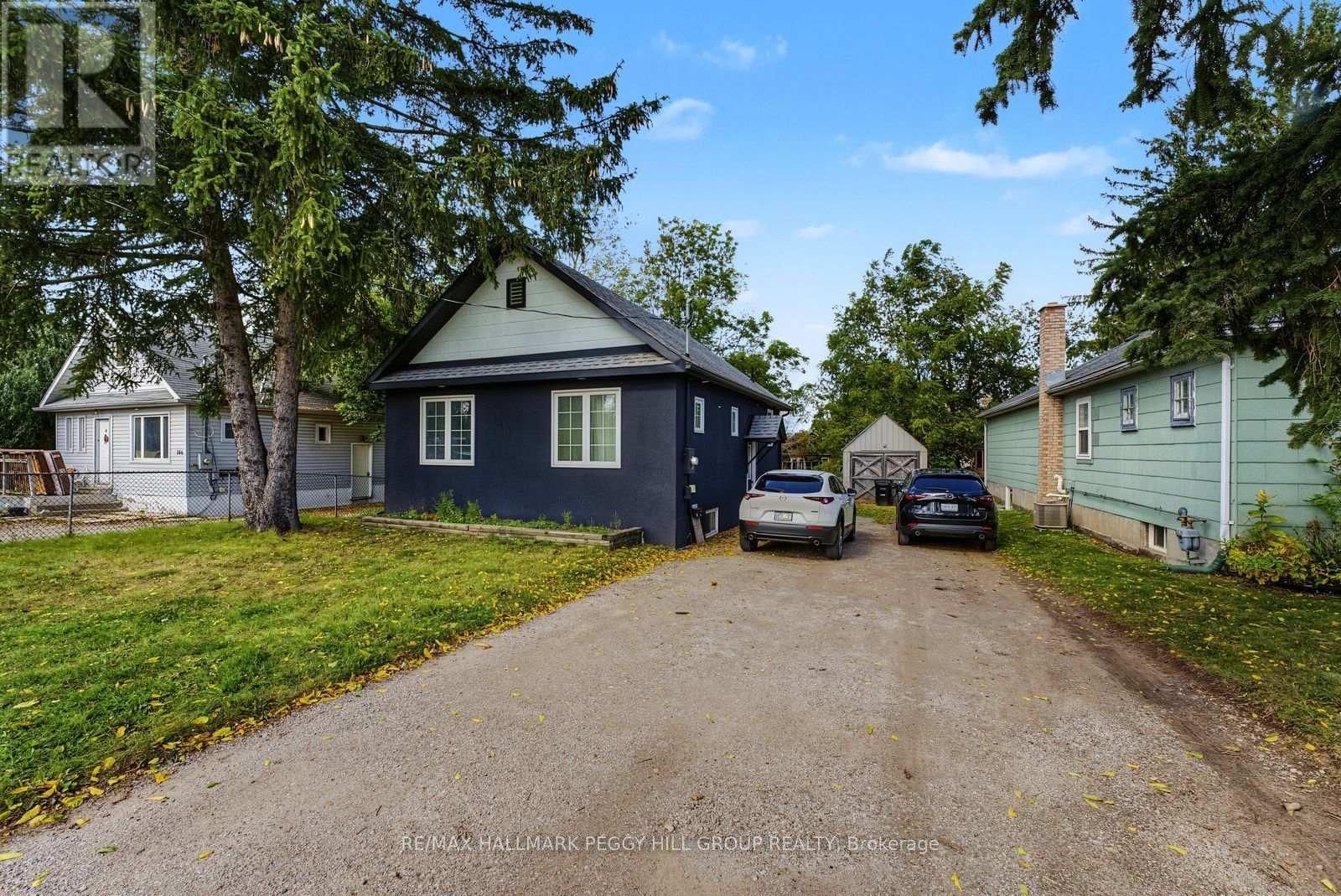 Lower - 148 Penetang Street Property Photo 2