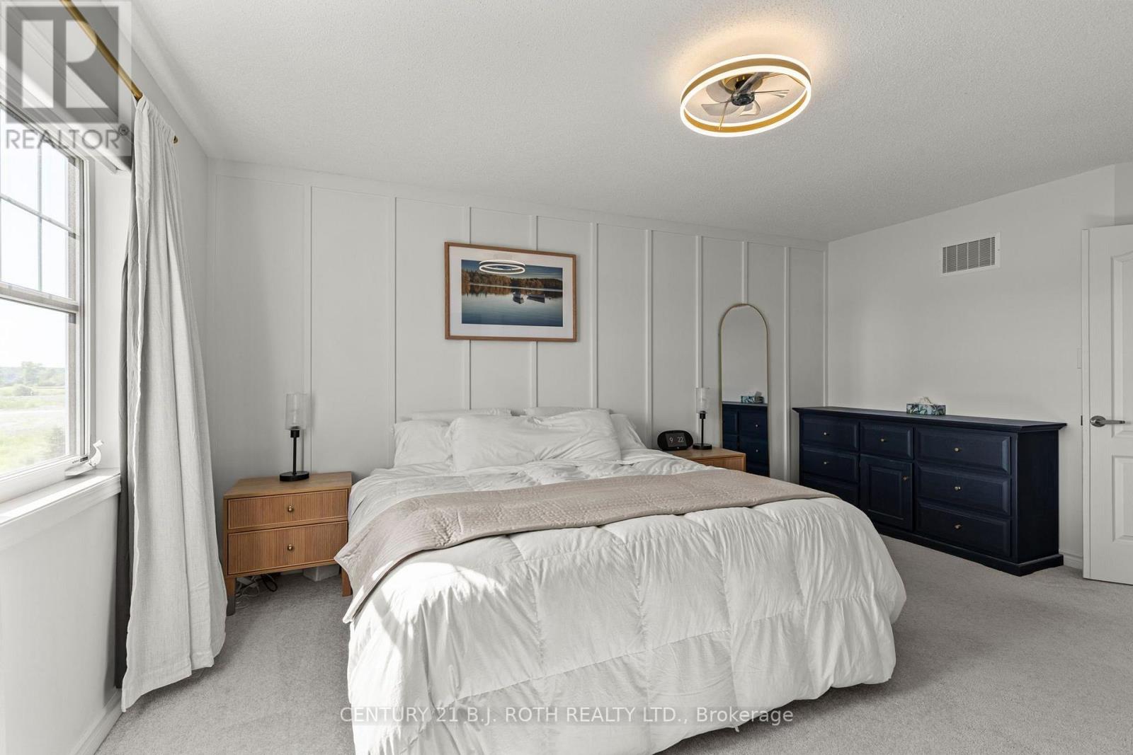 32 Sandhill Crane Drive Property Photo 18