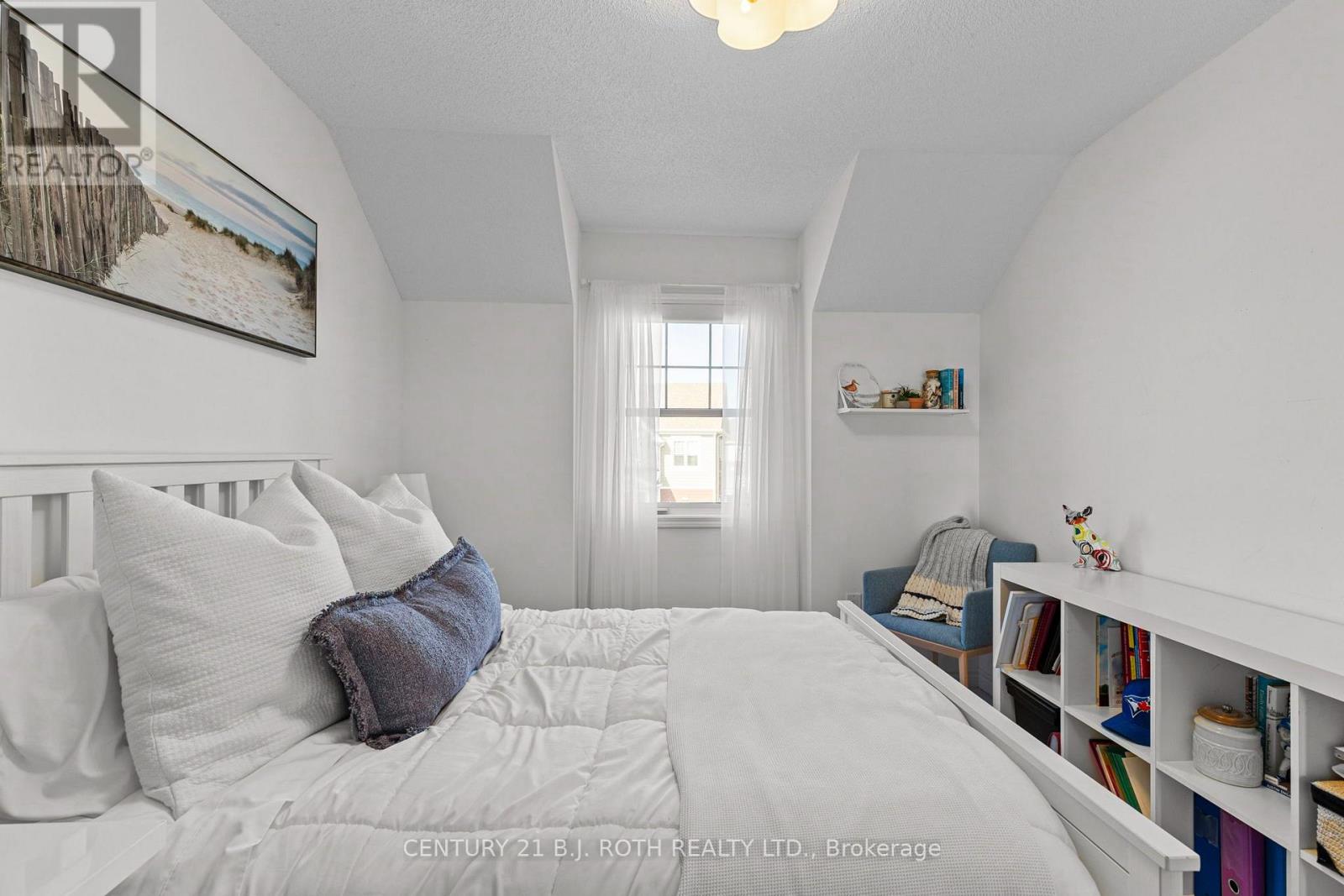 32 Sandhill Crane Drive Property Photo 22