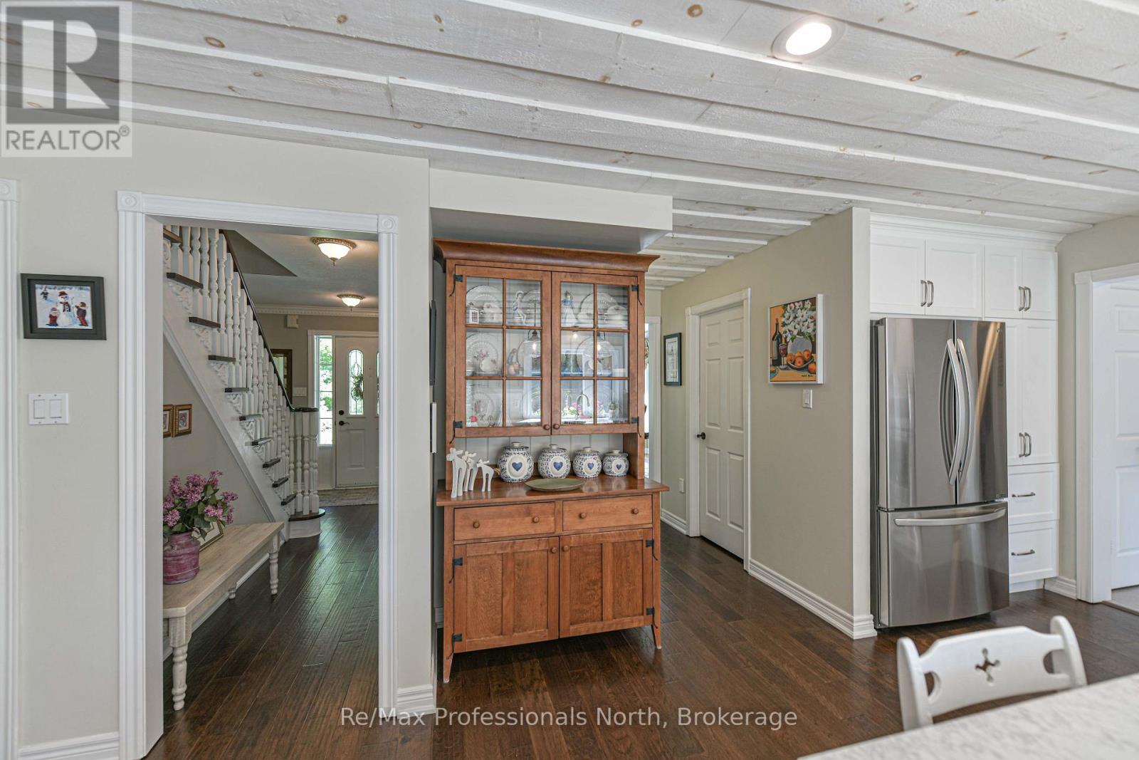 1739 Loretta Avenue Property Photo 11