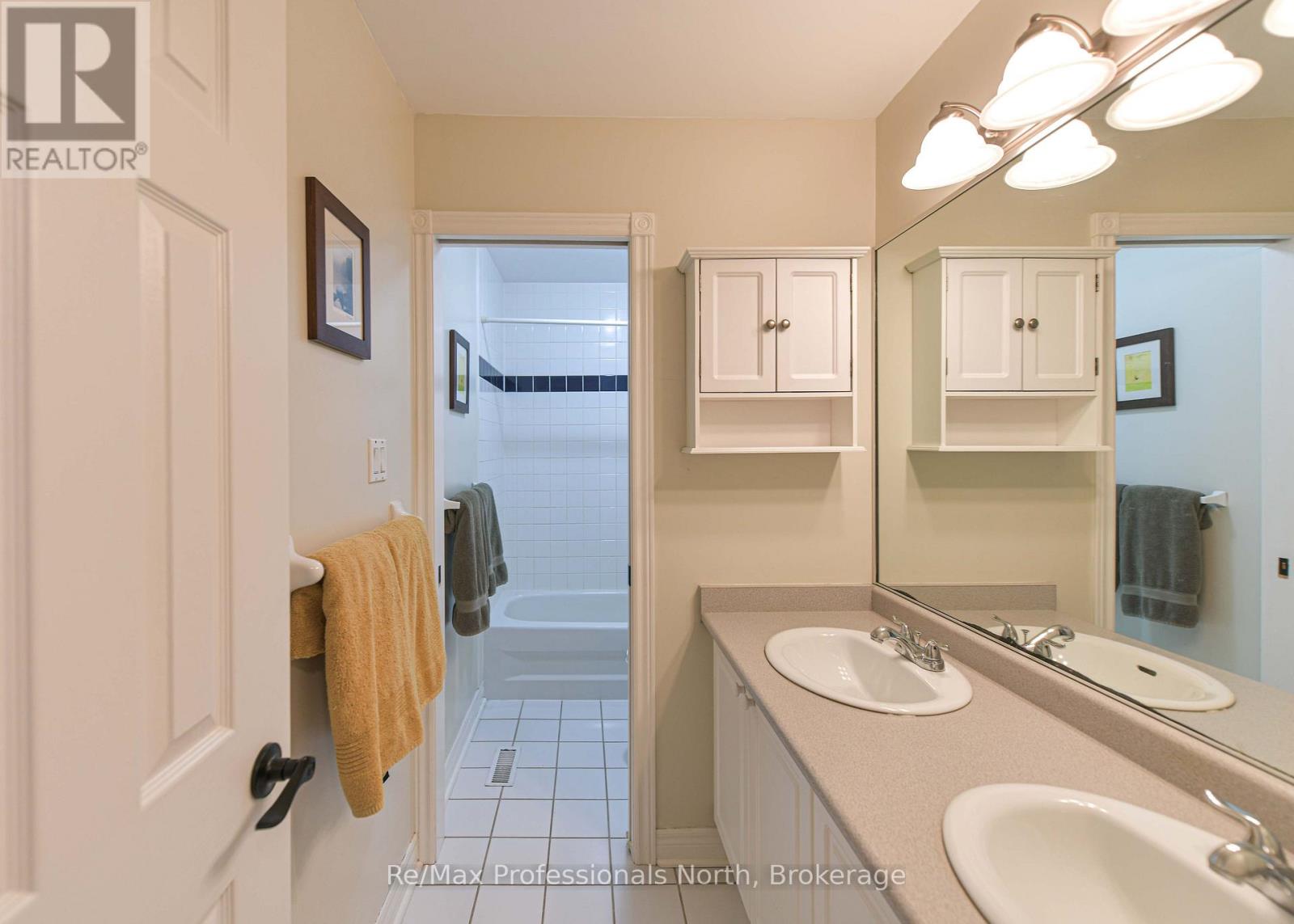 1739 Loretta Avenue Property Photo 29