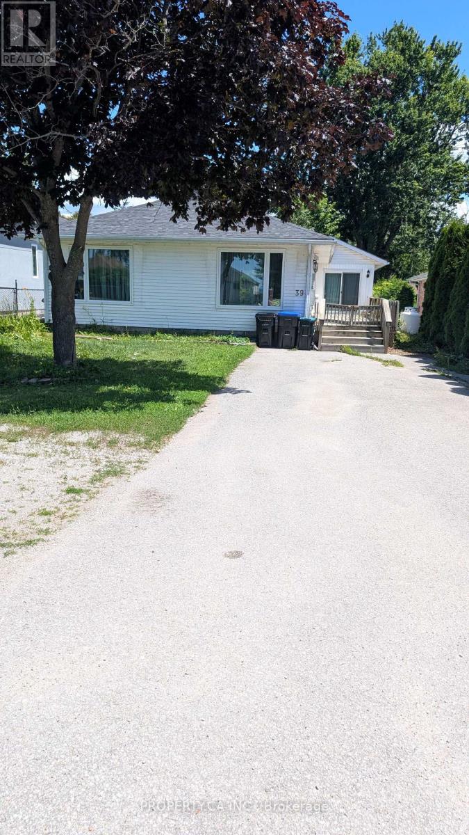 39 Lake Avenue Property Photo 8