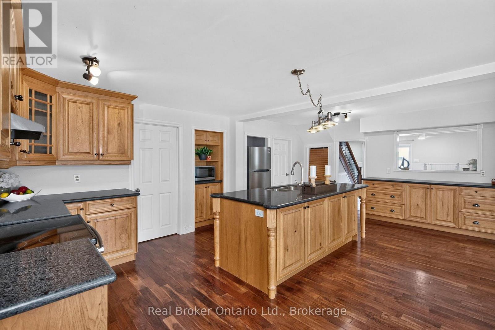 320 Lafontaine Road W Property Photo 8