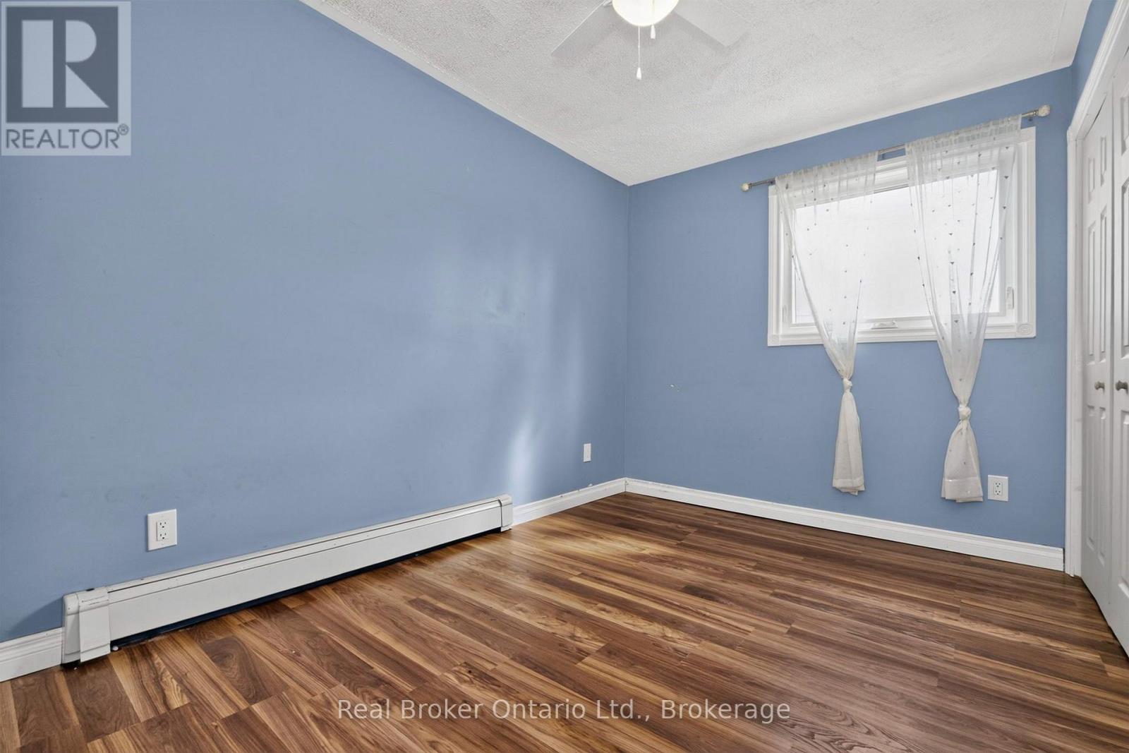 320 Lafontaine Road W Property Photo 20