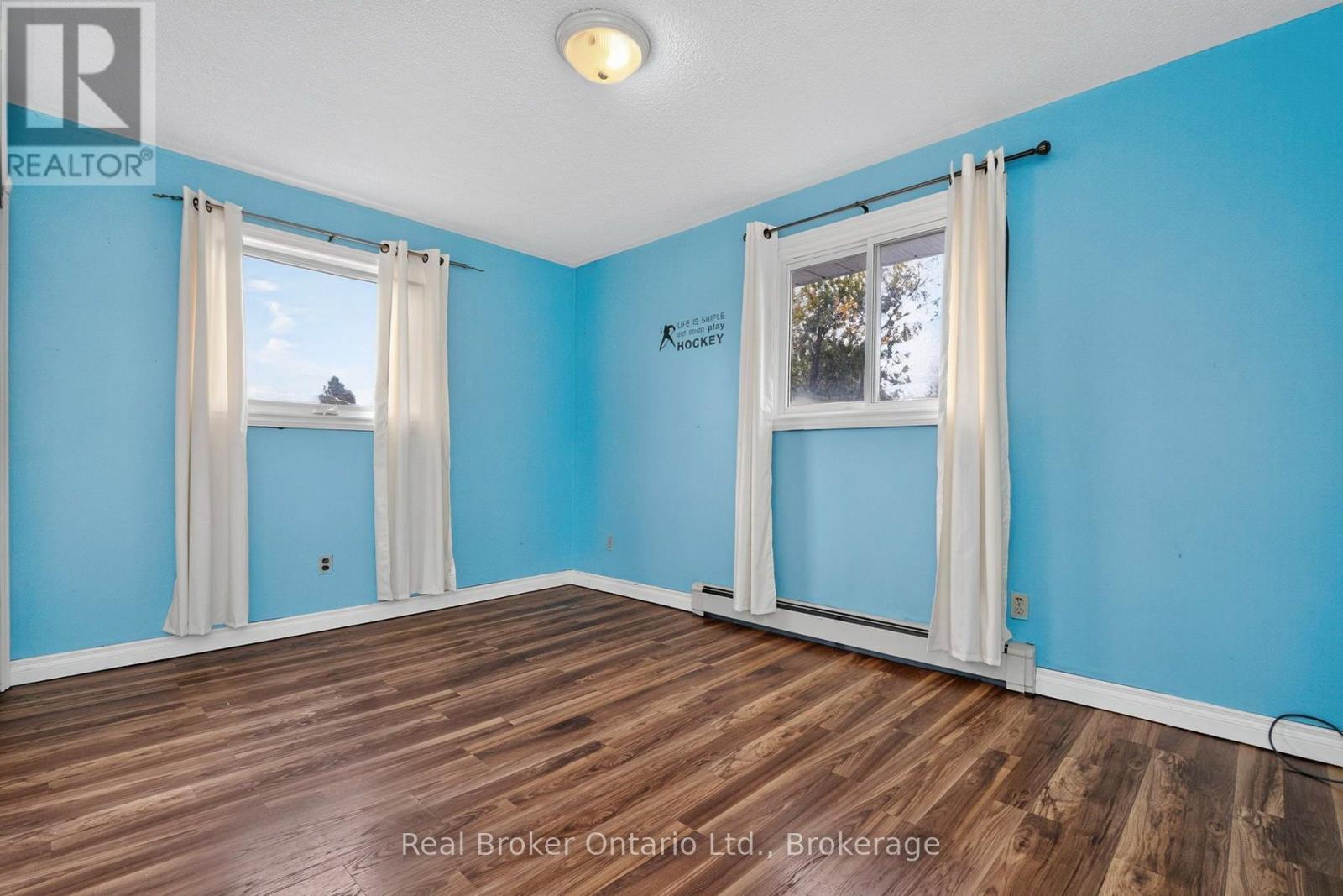 320 Lafontaine Road W Property Photo 21
