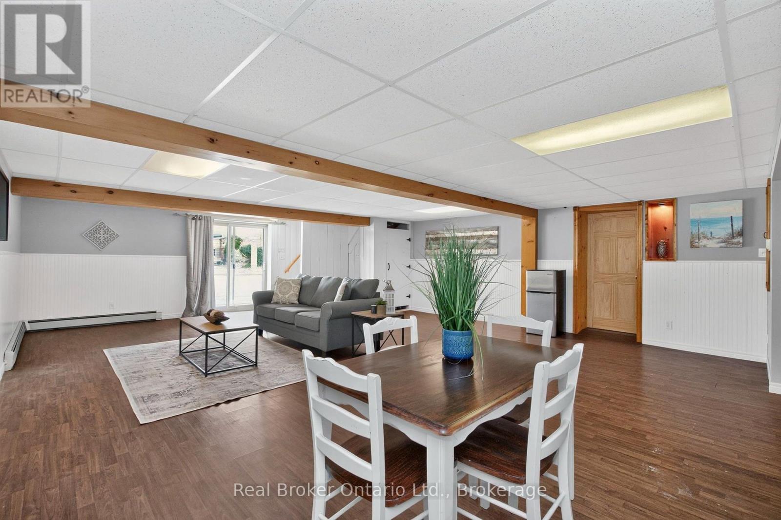 320 Lafontaine Road W Property Photo 25