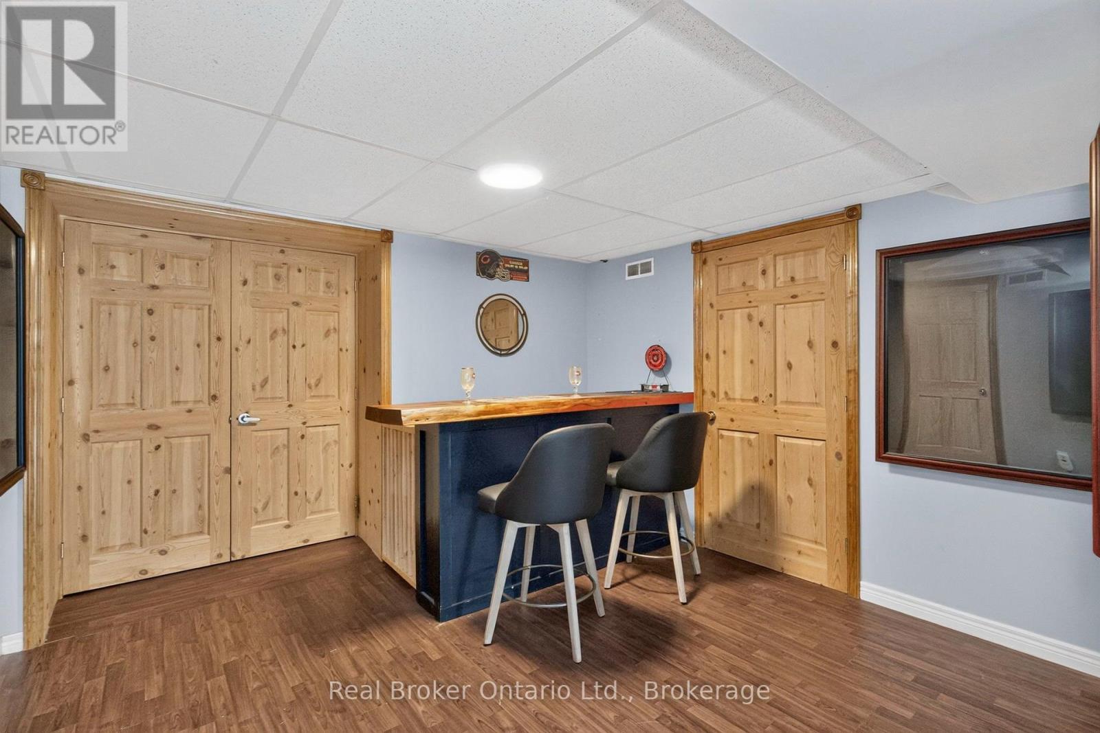 320 Lafontaine Road W Property Photo 26