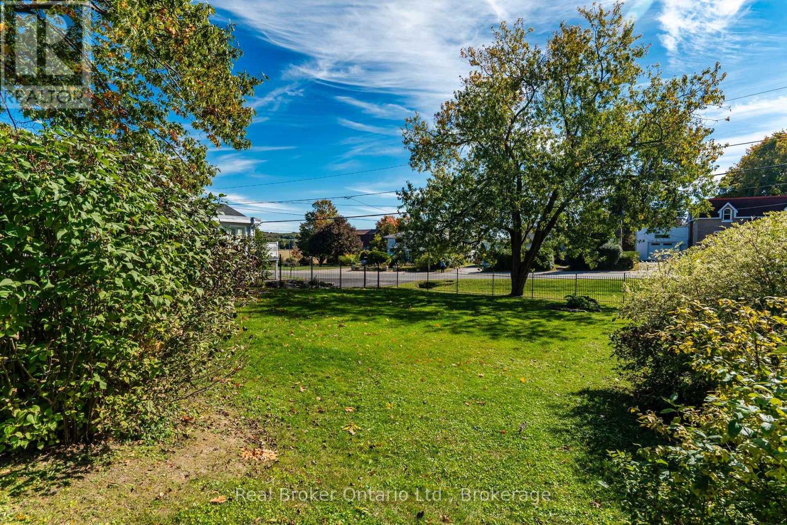 320 Lafontaine Road W Property Photo 37