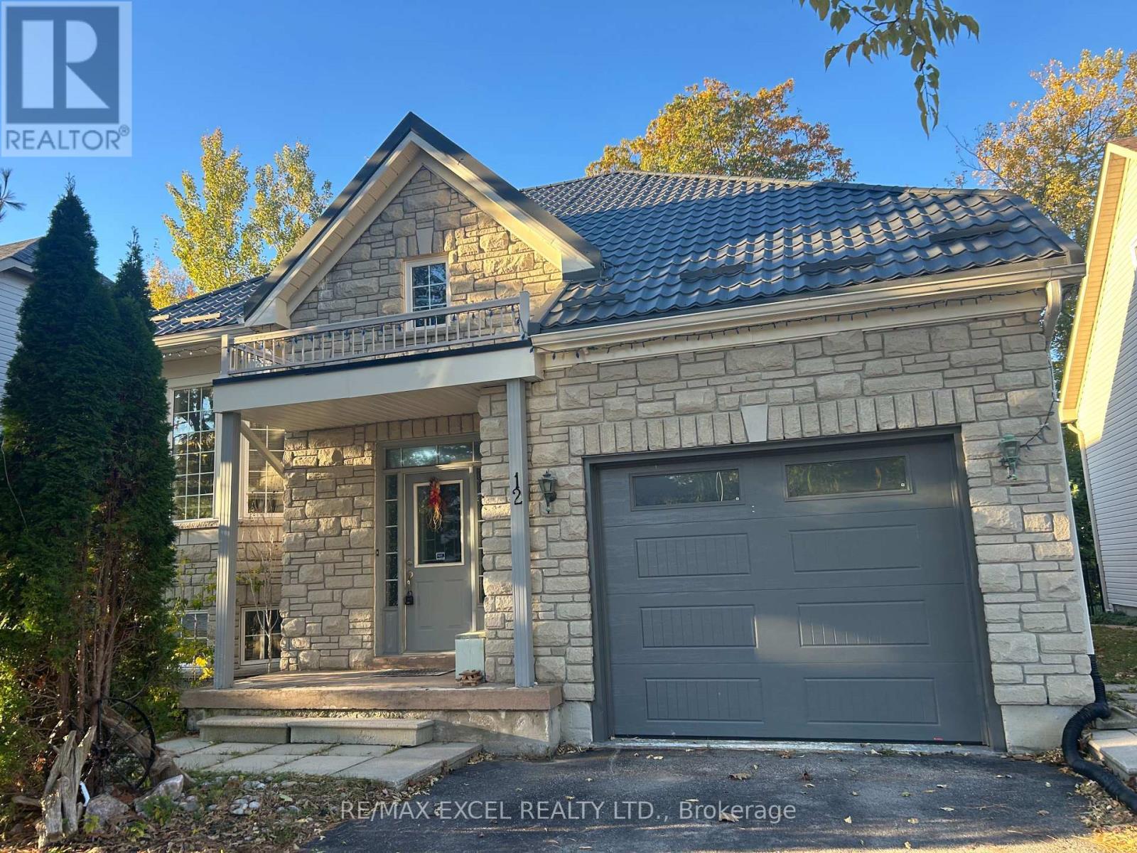 12 Cardinal Way Property Photo 2