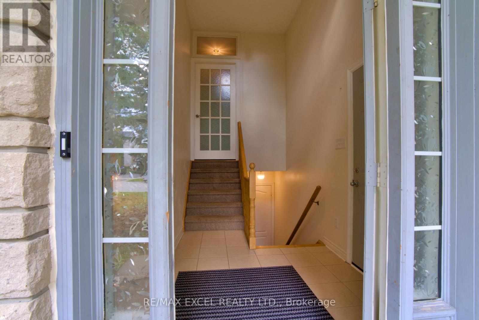 12 Cardinal Way Property Photo 8